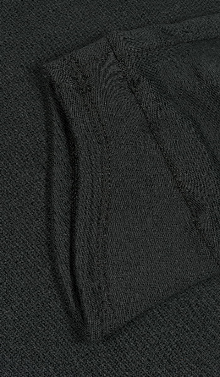Мужской черный пуловер «Тривакра»