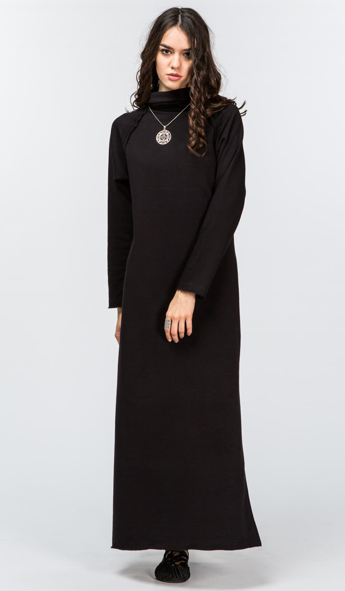 Черное женское платье Годжи