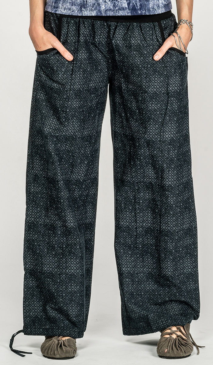 Женские прямые штаны Тезпур